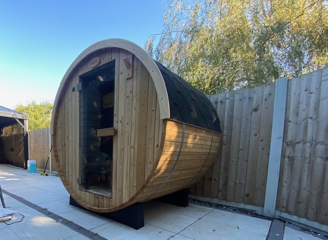 IN STOCK Barrel Sauna - Length: 1500mm x Diameter: 1800mm Thermo Hemlock